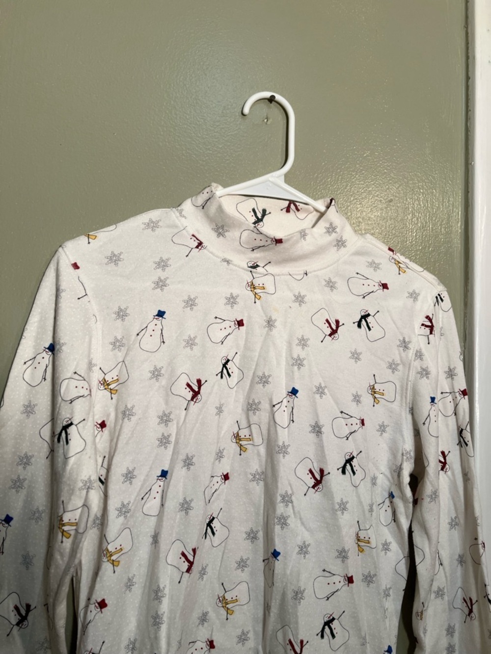Baxter & Wells Women's Size‎ Medium Mock Neck T-Shirt White Long Sleeve Snowman - Picture 2 of 8